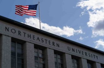 Студентка в США потребовала вернуть деньги за обучение ($8 000), поймав профессора на использовании ChatGPT