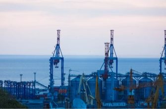 Обсяг експорту українським морським коридором у квітні скоротився на 45%